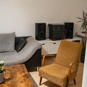 Ruhiges Mit Großem Balkon Und Stellplatz Leipzig